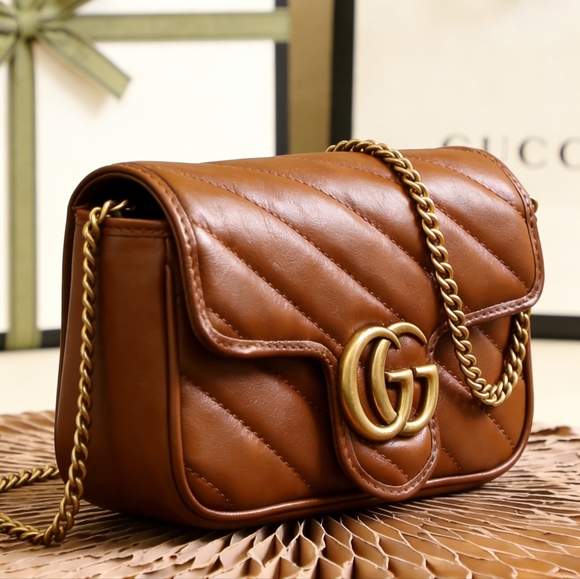 <AUTHENTIC>Gucci GG Marmont Mini Shoulder Bag - Picture 4 of 6